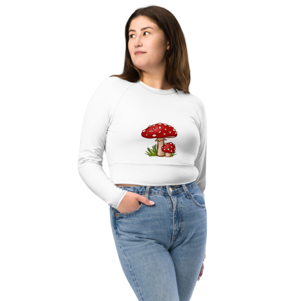 all-over-print-recycled-long-sleeve-crop-top-white-front-6a15261dd1f7b.png Crop Top Amanita Muscaria | Manga Larga Deportivo Sostenible